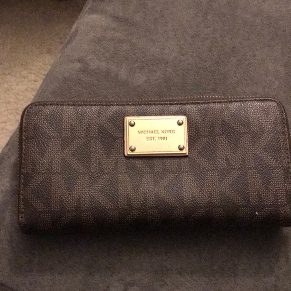 MICHAEL Michael Kors Handbags - Michael Kors Brown Wallet